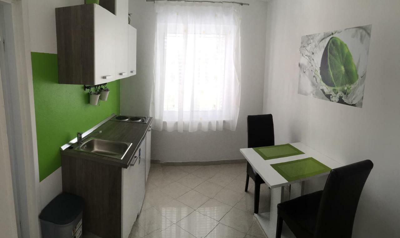 Apartmani Irena Jezevac Krk Island Eksteriør billede